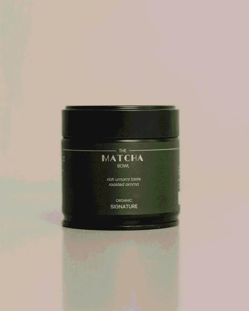 Matcha tea organic signature